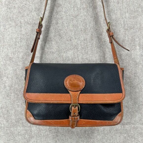 VTG Dooney & Bourke Crossbody‎ Shoulder Bag Purse All Weather Leather Classic